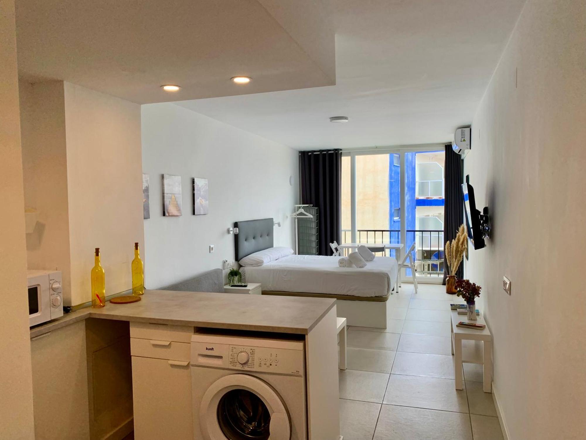 טורמולינוס Inviting Studio With Sea View מראה חיצוני תמונה